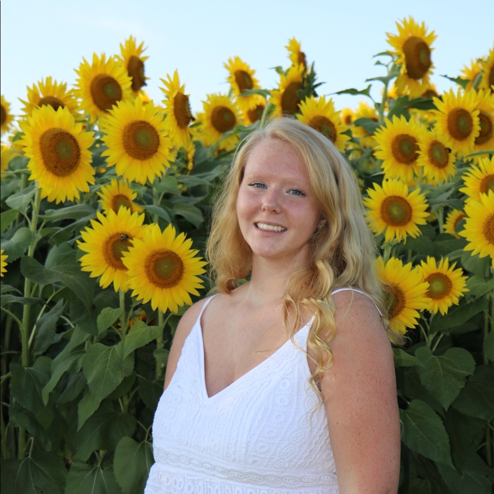 Meet your Posher, Hannah